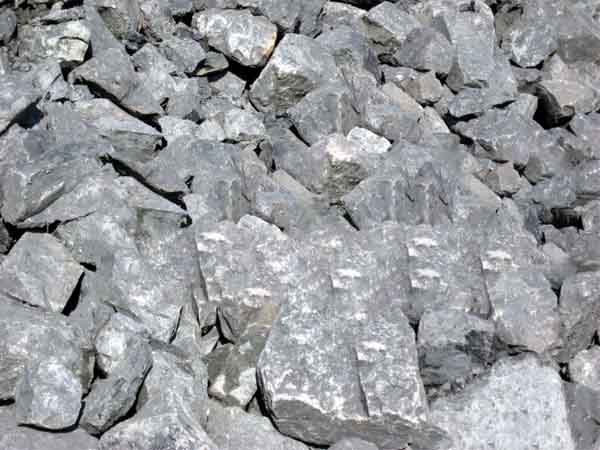 探索高附加值利用煤矸石的技術途徑